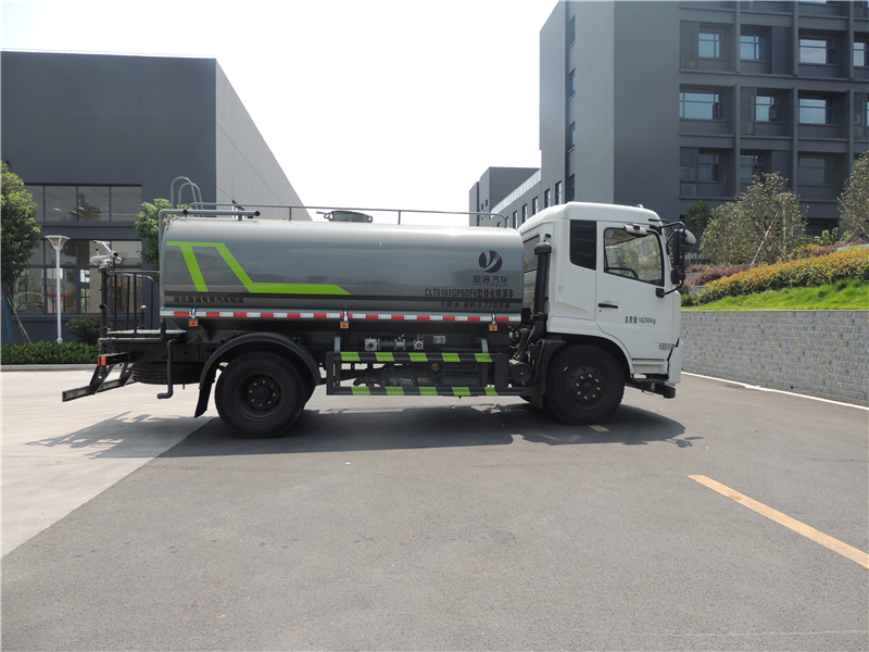東風(fēng)天錦12噸灑水車